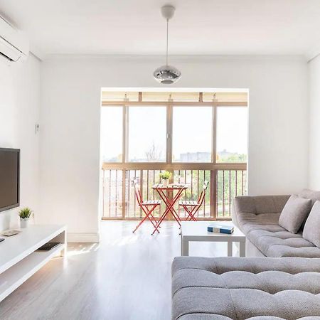 סביליה Apartamento Amplio Con 4 Habitaciones Y 2 Banos - Great Apartment With 4 Rooms - 2 Baths מראה חיצוני תמונה